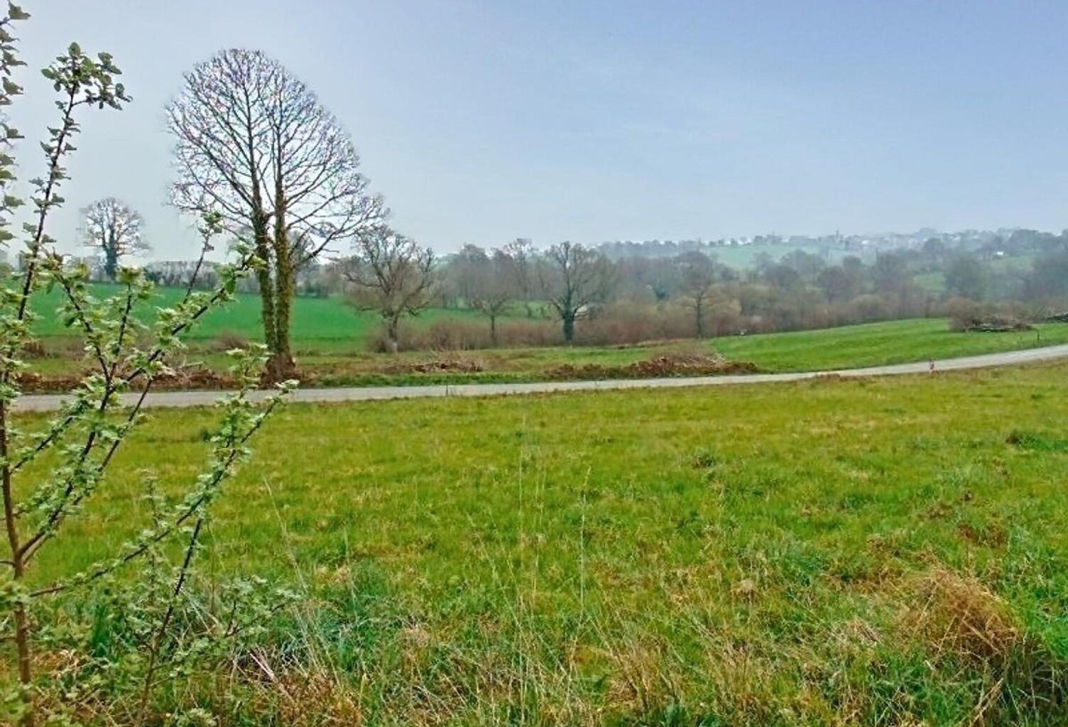 Terrain à bâtir de 682 m², viabilisé, à 7 kms de Flers — photo 1