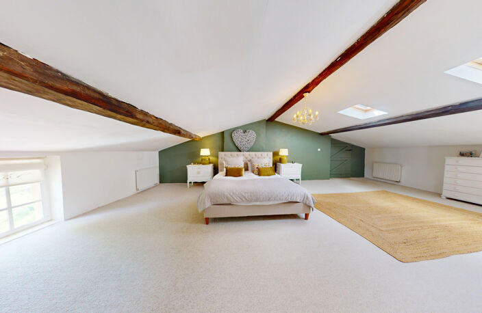 Au calme , maison pleine de charme de 195m2 habitable (240m2 total) sur une parcelle de plus de 10000m2 — photo 3
