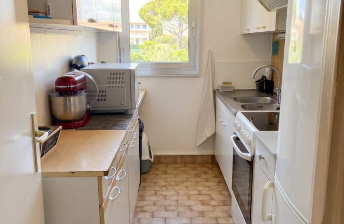 LE CANNET, CHARMANT 2 PIECES VENDU LOUE - OPPORTUNITE INVESTISSEMNT LOCATIF — photo 3