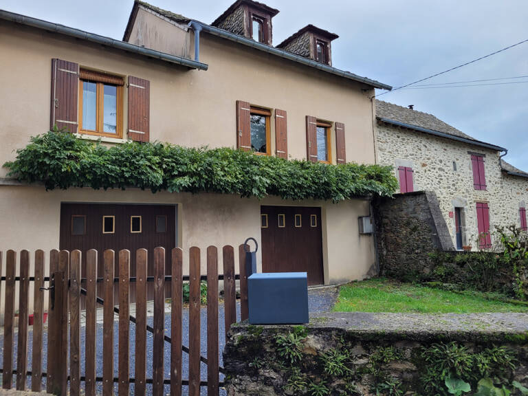 A 5 min de RIEUPEYROUX : MAISON MITOYENNE AVEC TERRAIN — photo 1