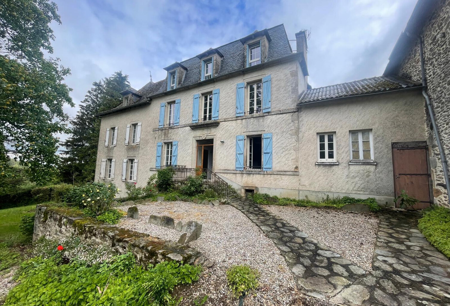 Entre Rieupeyroux et Villefranche de Rouergue : Corps de ferme — photo 1