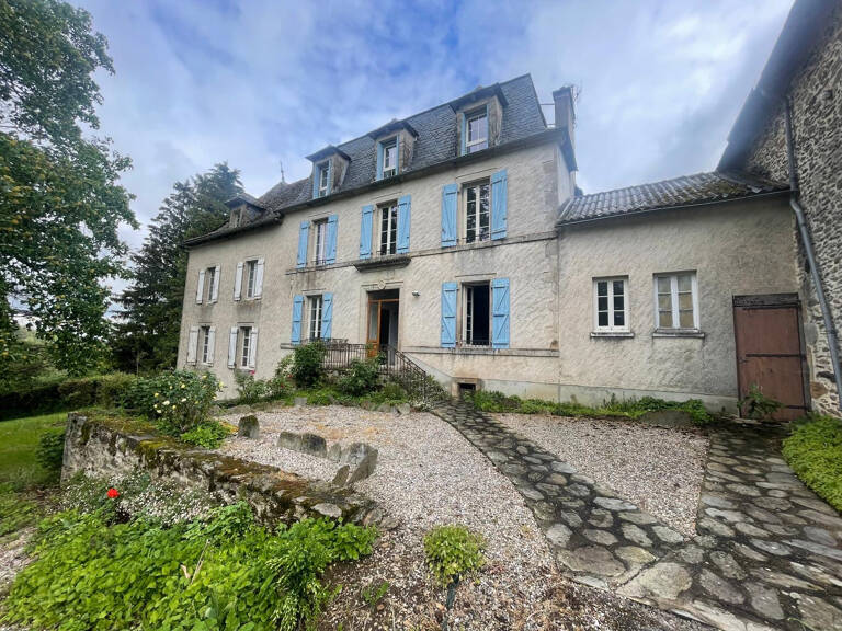 Entre Rieupeyroux et Villefranche de Rouergue : Corps de ferme — photo 1