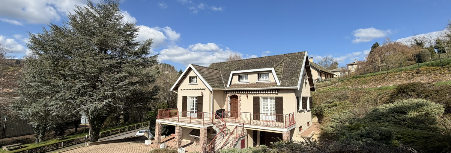 Maison 7 Pièces 165 m² à vendre à Amplepuis (69550)