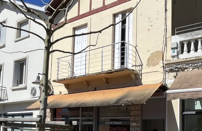 Vente Immeuble 190 m&sup2; — photo 2