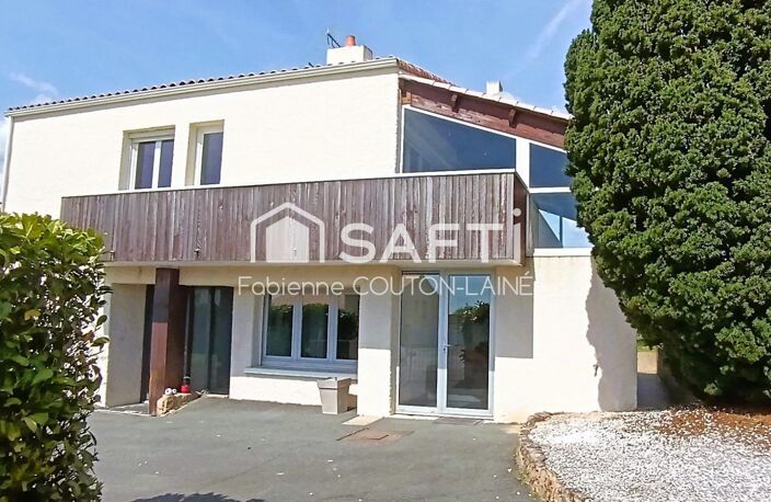 En ville d'Aizenay, maison 134m² avec 5 chambres. — photo 2
