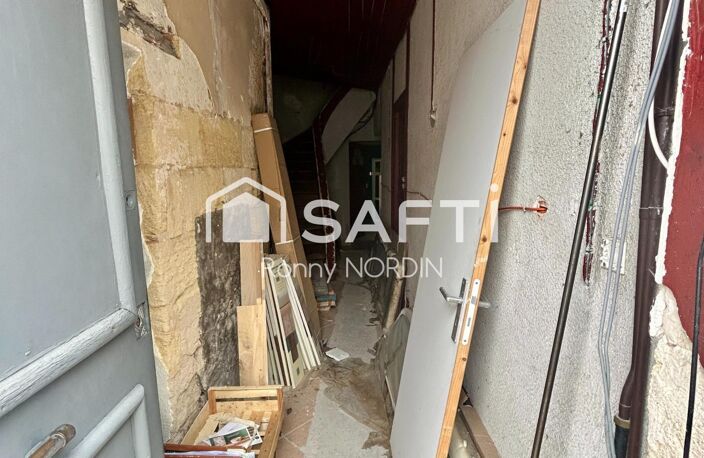 Immeuble 200 m2 Un local commercial + 2 Appartements + — photo 4