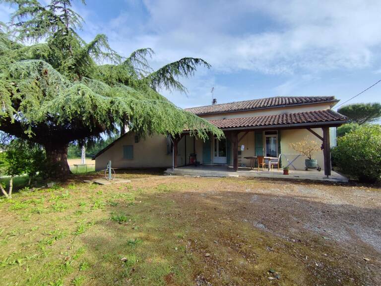 Ferme T4 avec des dépendances — photo 1