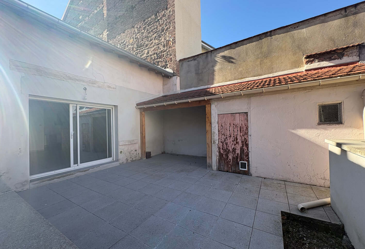 Roanne centre, proche gare, Appartement de Type 2 en duplex — photo 1