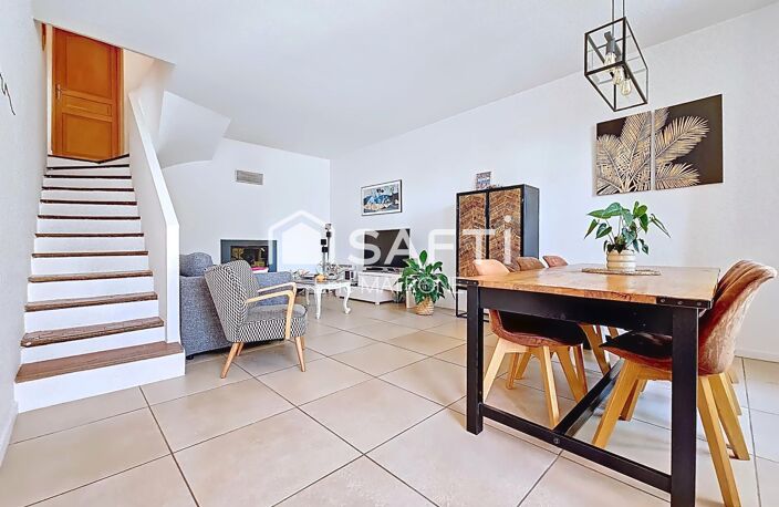 Bastide 203 m² avec dépendances et terrain constructible — photo 5