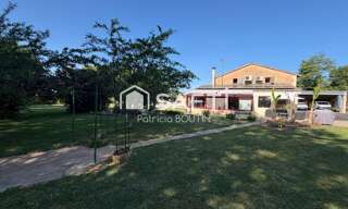 Maison 10 Pièces 262 m² à vendre à Lezay (79120)
