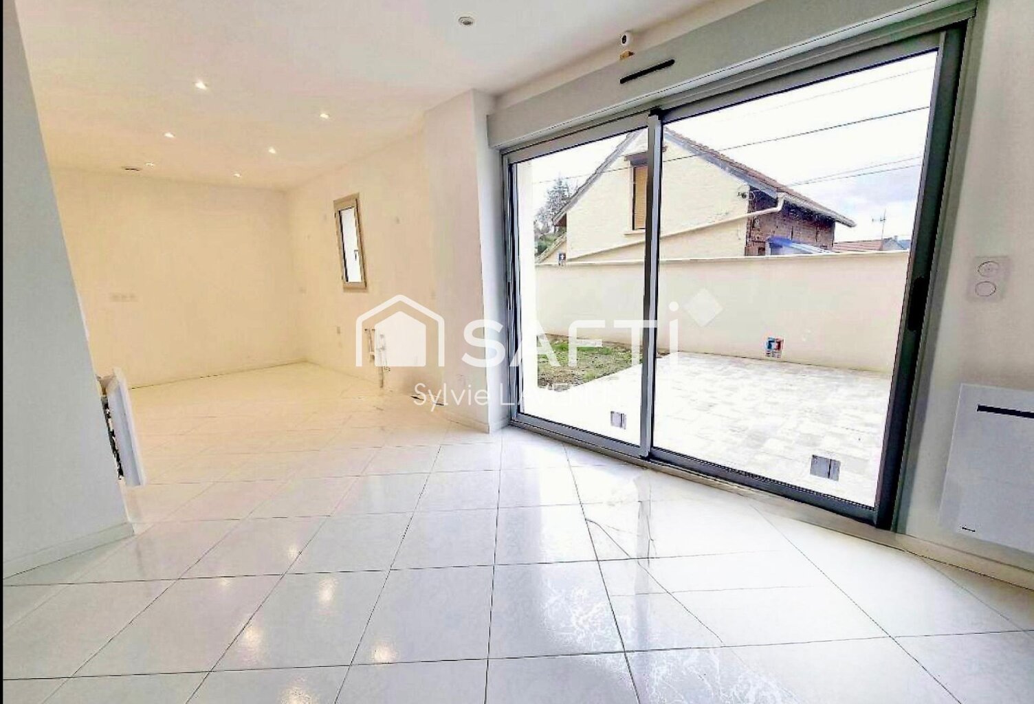 A CROUY 02, MAISON DE 2024 5 P. AVEC 4 CHAMBRES SUR UN TERRAIN DE 150 M2. — photo 1