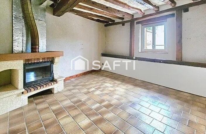 Une maison chaleureuse avec jardin clos et grange — photo 4