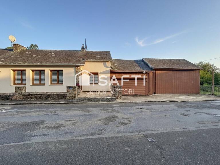 Maison avec vue sur la rivière au cœur de Chailland — photo 1
