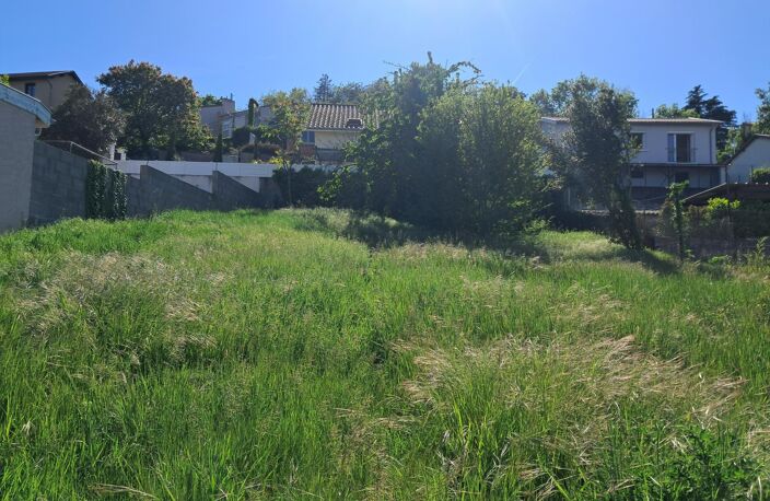 IRIGNY ! TERRAIN CONSTRUCTIBLE 417 M²  PROCHE LYON — photo 2