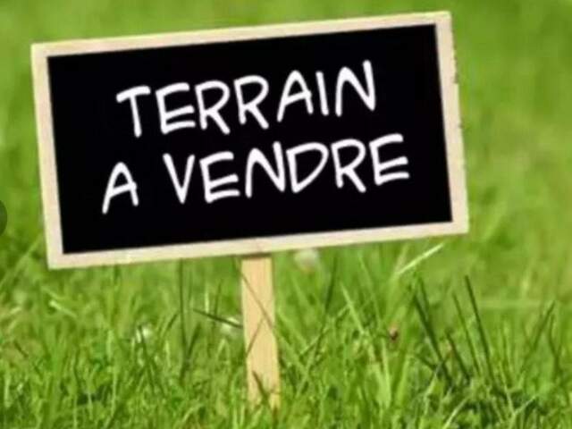 IRIGNY ! TERRAIN CONSTRUCTIBLE 417 M²  PROCHE LYON — photo du bien
