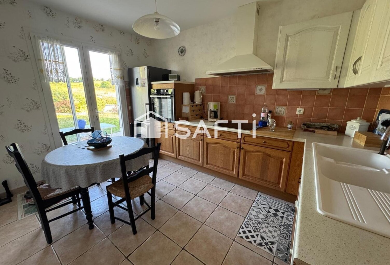 Belle maison vue dégagée ,4 chambres et un garage — photo 1