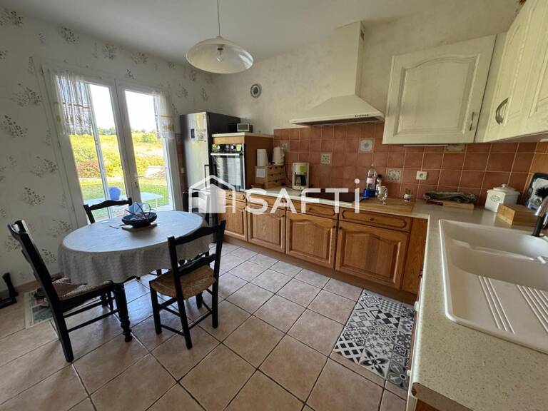 Belle maison vue dégagée ,4 chambres et un garage — photo 1