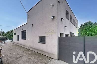 Commerce  895000 €