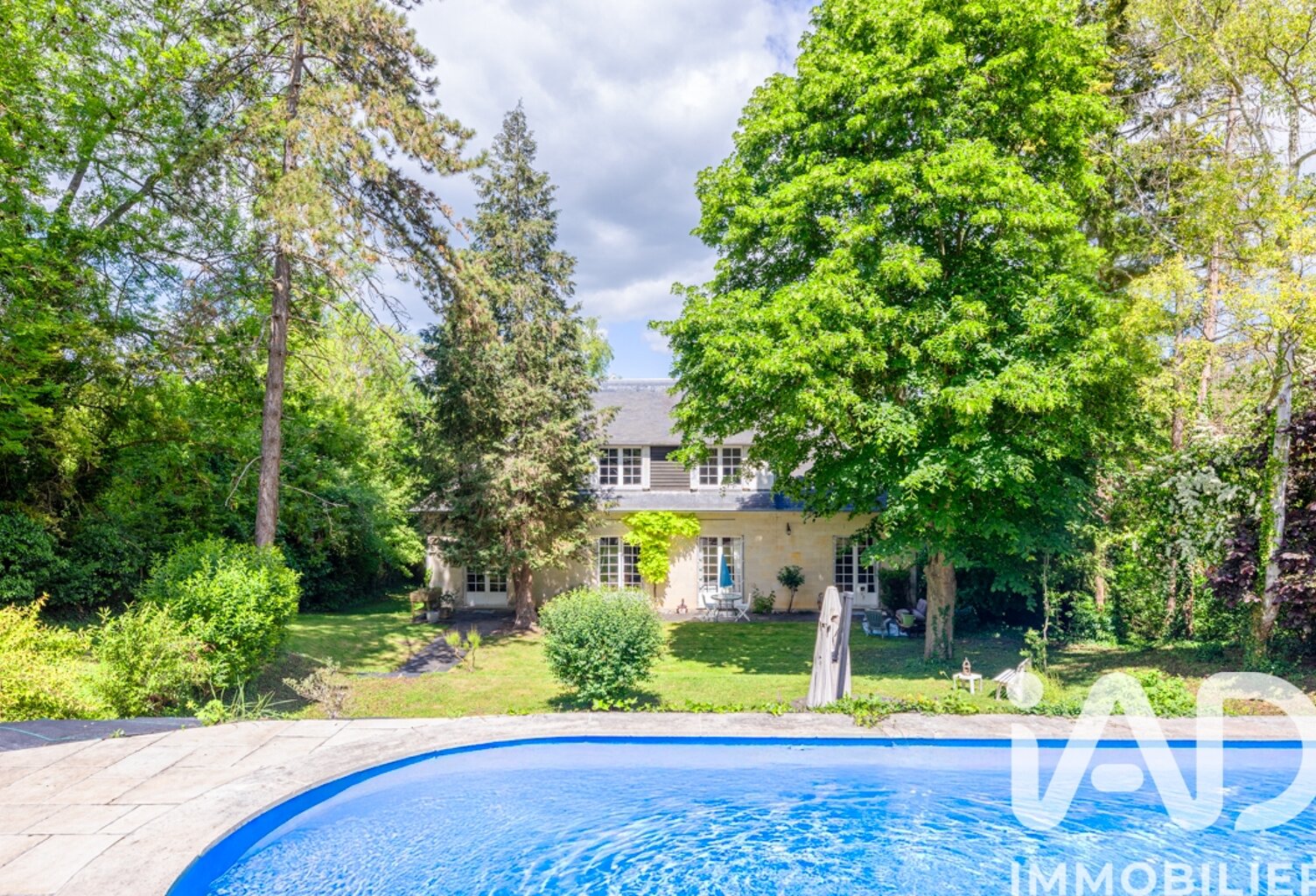 Vente Maison/villa 10 pièces — photo 1