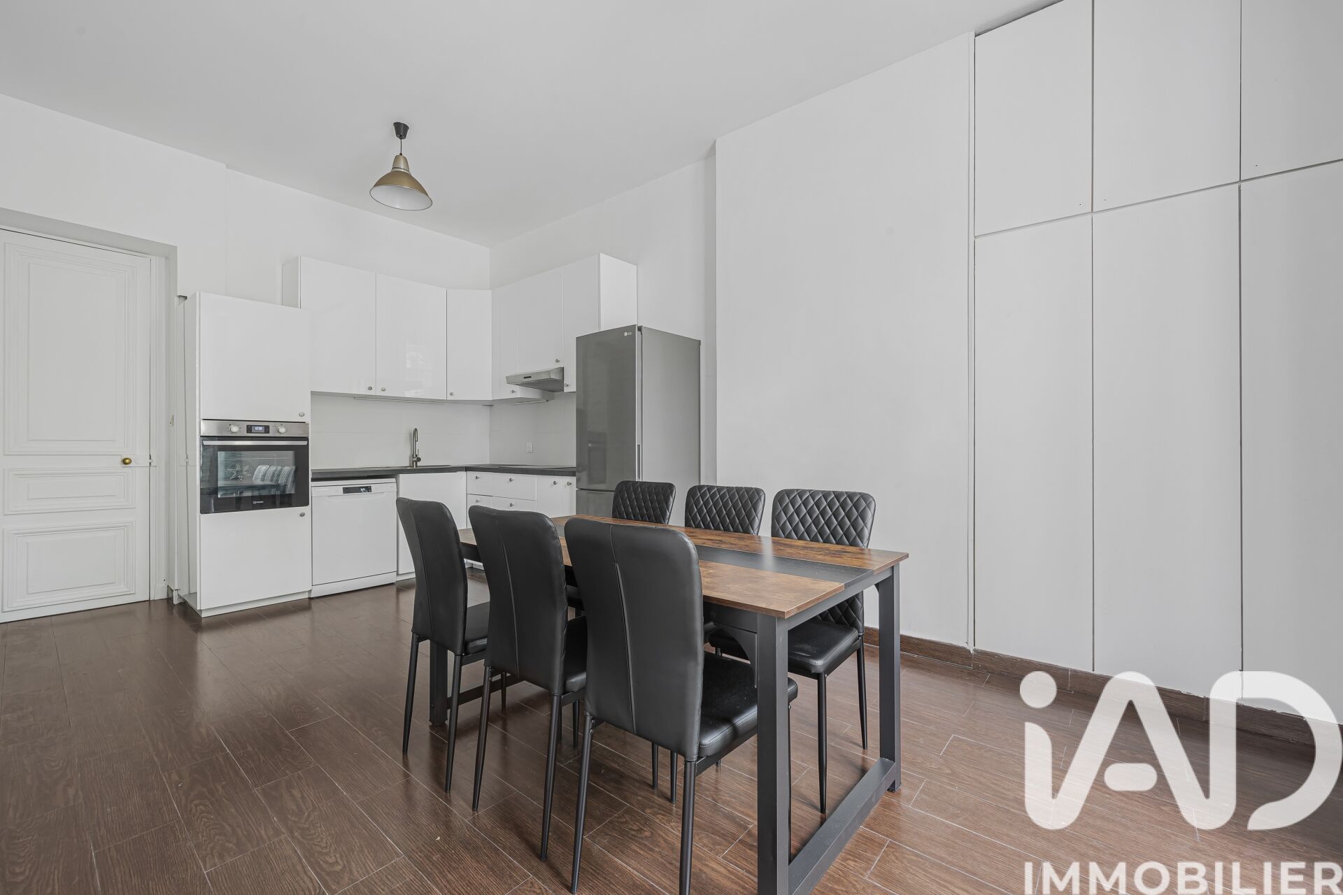 Location Appartement 6 pièces - Photo 3