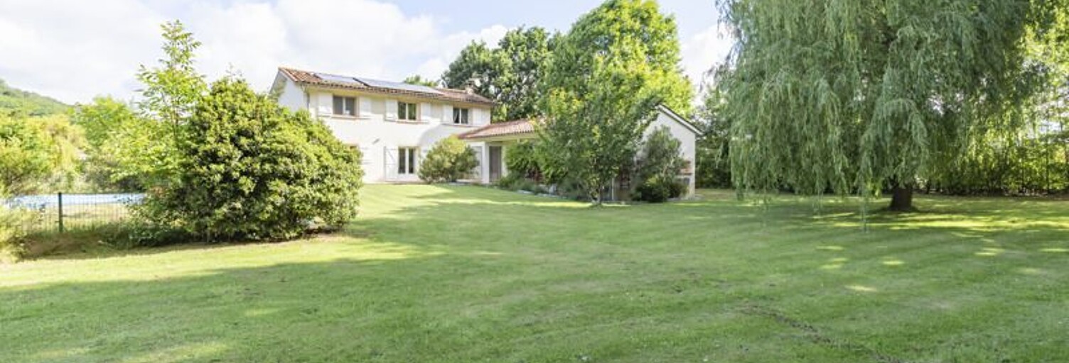 Maison 9 Pièces 233 m² à vendre à Bonnac (09100)