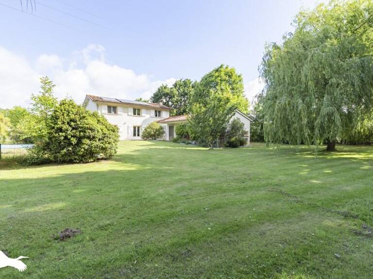 Maison 9 pièces 233 m² — photo 1