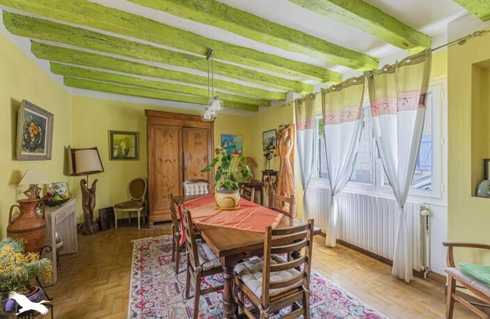 Maison en pierre de 6 pièces principales — photo 2