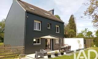 Maison 5 Pièces 135 m² à louer à Kernascléden (56540)