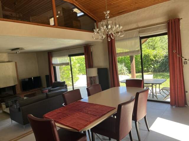 Villa de 5 pièces principales — photo du bien