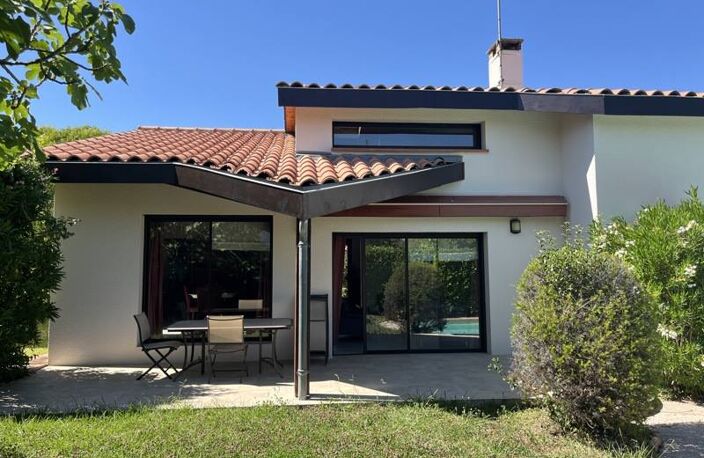 Villa de 5 pièces principales — photo 3