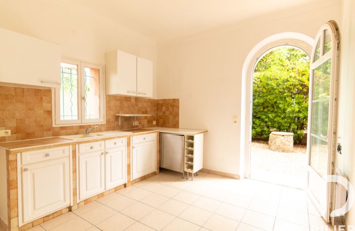 Vente Appartement 3 pièces — photo 2