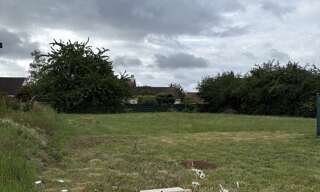 Terrain  731 m² à vendre à Neuville-sur-Sarthe (72190)