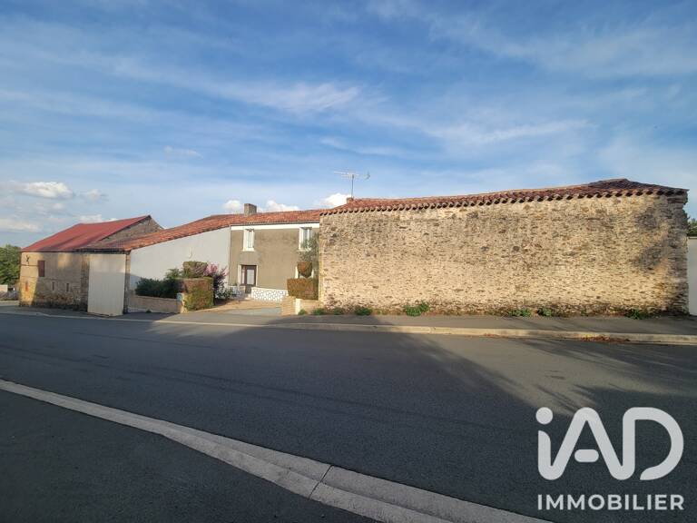 Vente Maison/villa 8 pièces — photo 1