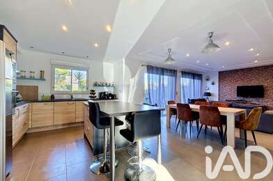 Maison 5 pièces 479989 €