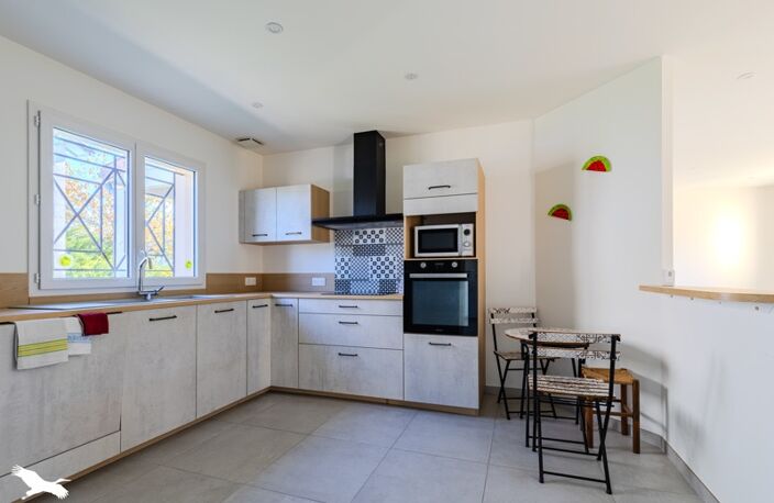 Vente maison 5 pièces 103 m² Coutras (33230) — photo 3