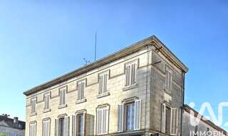 Immeuble  285 m² à vendre à Mirambeau (17150)