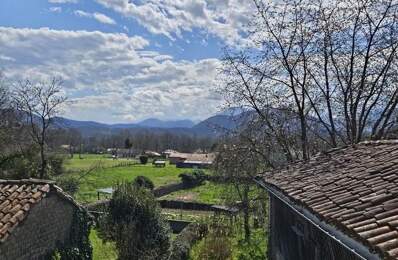 Maison en pierre de 8 pièces principales — photo du bien