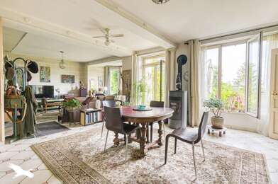 Appartement 3 pièces 234300 €