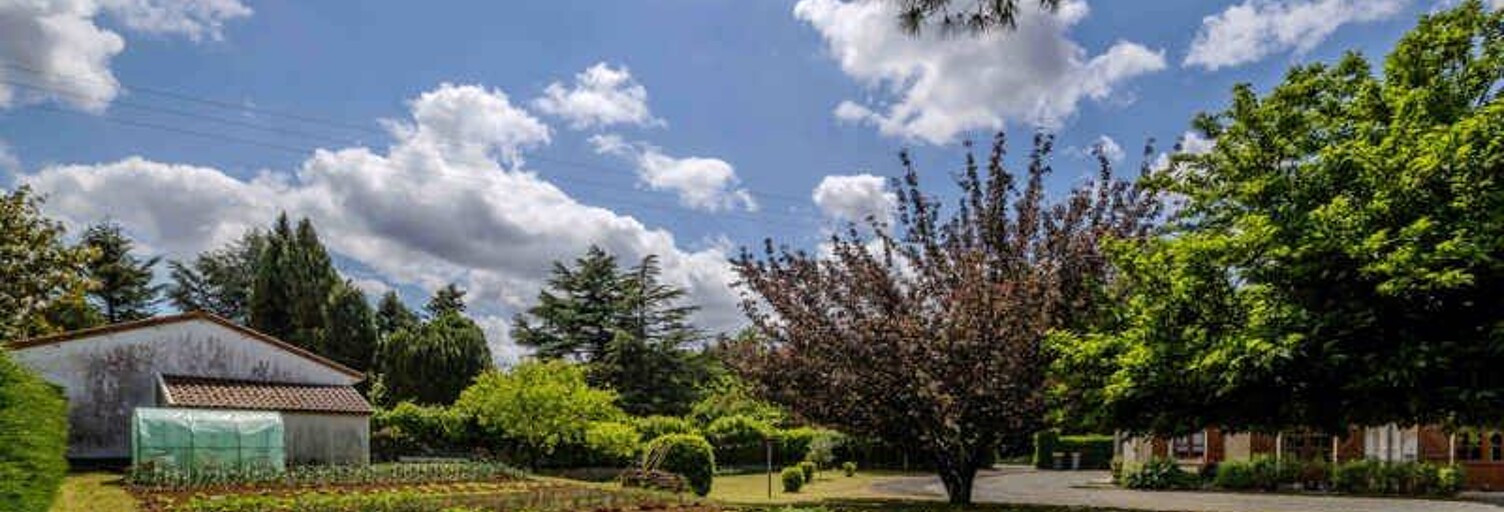 Maison 9 Pièces 245 m² à vendre à Verteuil-sur-Charente (16510)