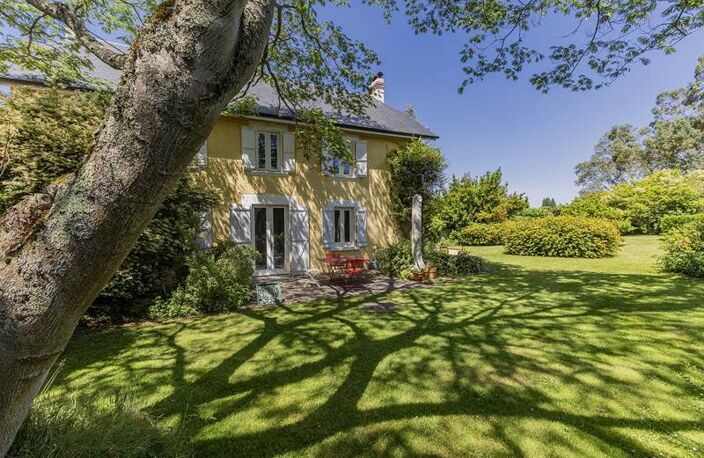 Vente maison 5 pièces 179 m² Ger (64530) — photo 2