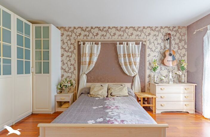 Contemporaine de 6 pièces principales — photo 5