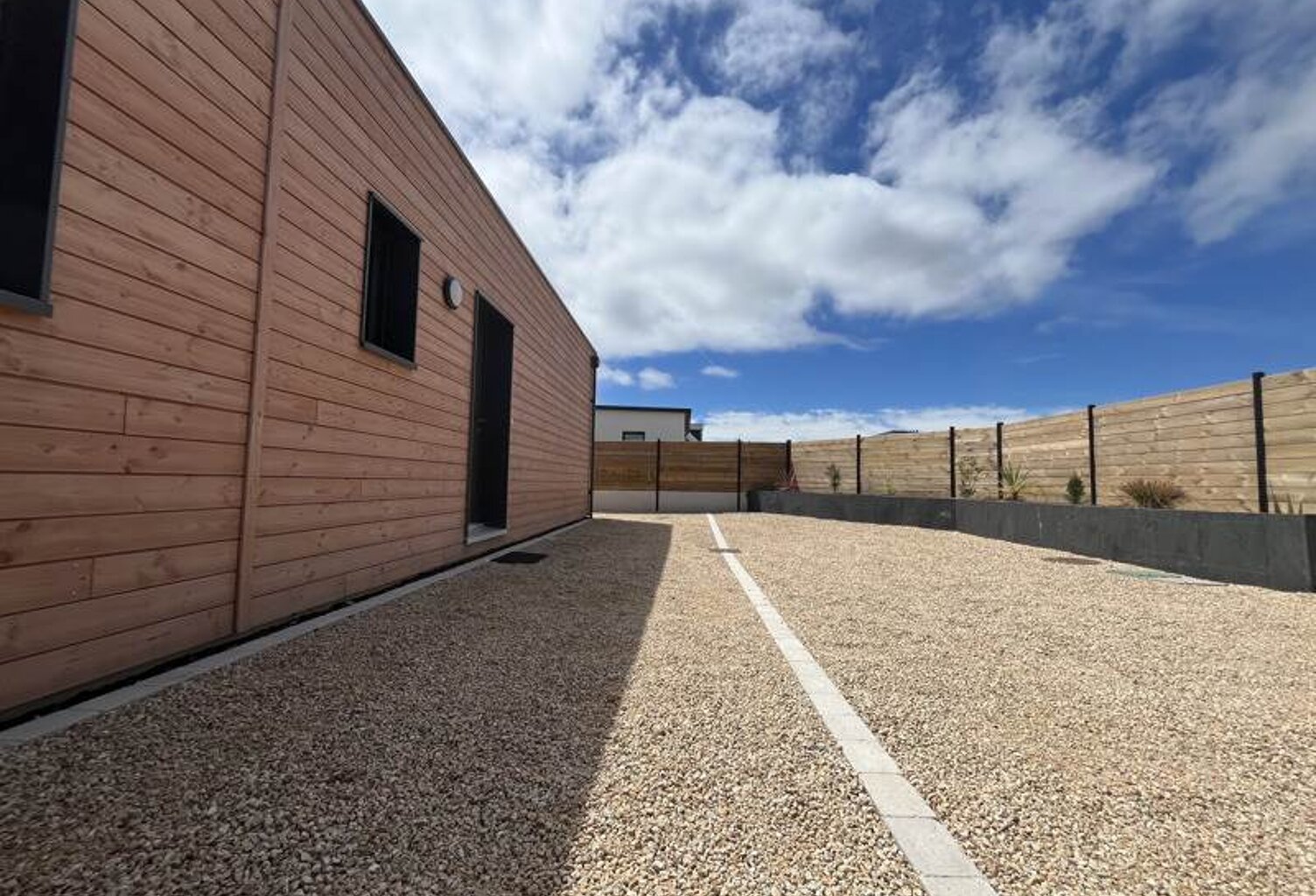 Contemporaine de 5 pièces principales — photo 1