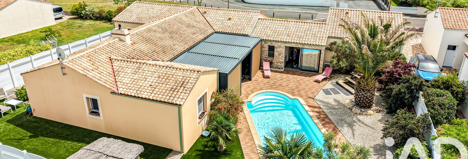 Maison 7 Pièces 216 m² à vendre à Le Fenouiller (85800)