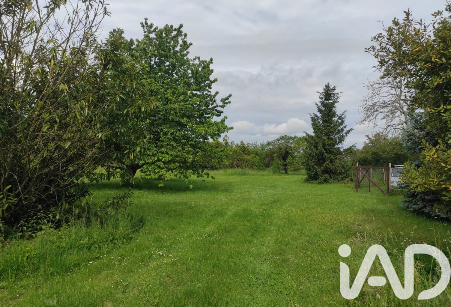 Vente Terrain 2 786 m&sup2; — photo 1