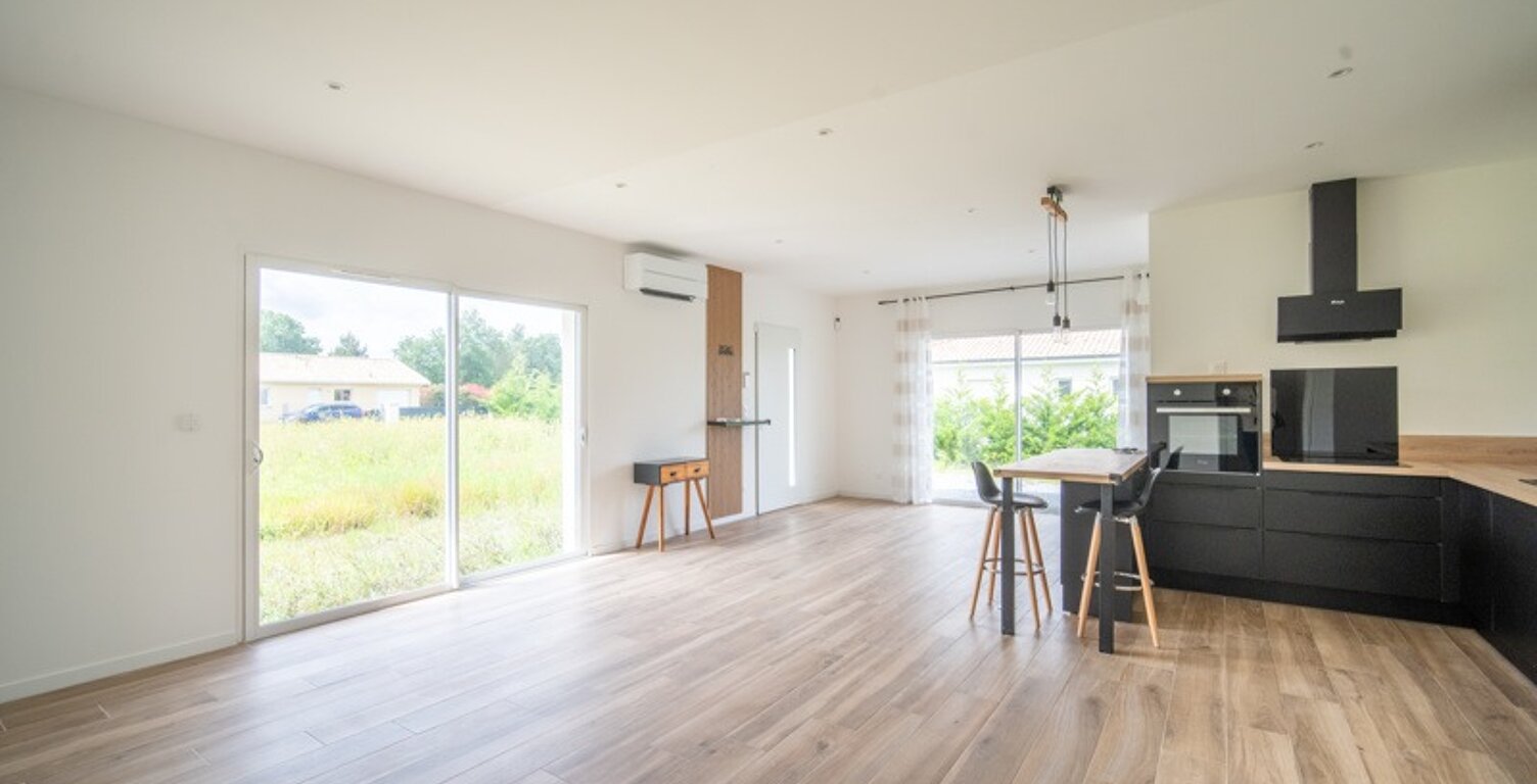 Contemporaine de 4 pièces principales — photo 1
