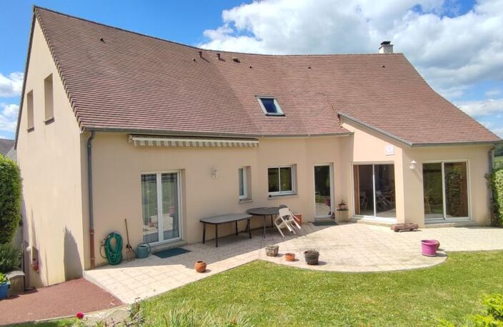 Maison de 2002 170 m² 6 chambres avec sous-sol complet sur un... — photo 2