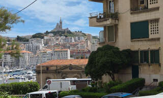 Appartement 2 Pièces 46 m² à louer à Marseille 2 (13002)