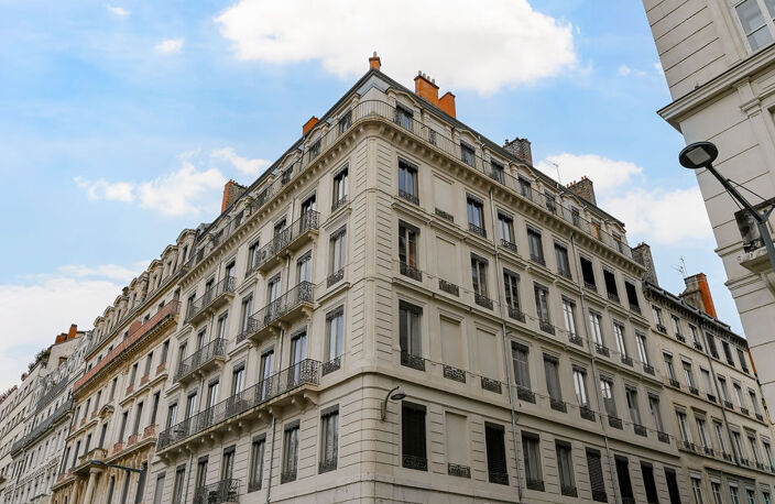 Beaux volumes pour ce 3 pièces à Lyon 6ème — photo 2