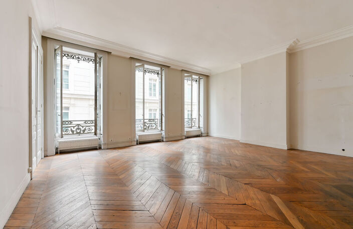 Beaux volumes pour ce 3 pièces à Lyon 6ème — photo 3