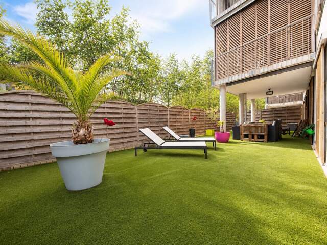 Tours Deux-Lions  Appartement 2 chambres, terrasse et parking — photo du bien